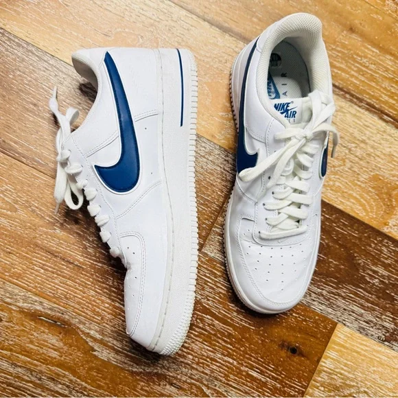 Nike Air Force 1 White & Deep Royal Blue Leather Sneakers Shoes. Men’s 10.5 EUC - Picture 3 of 8